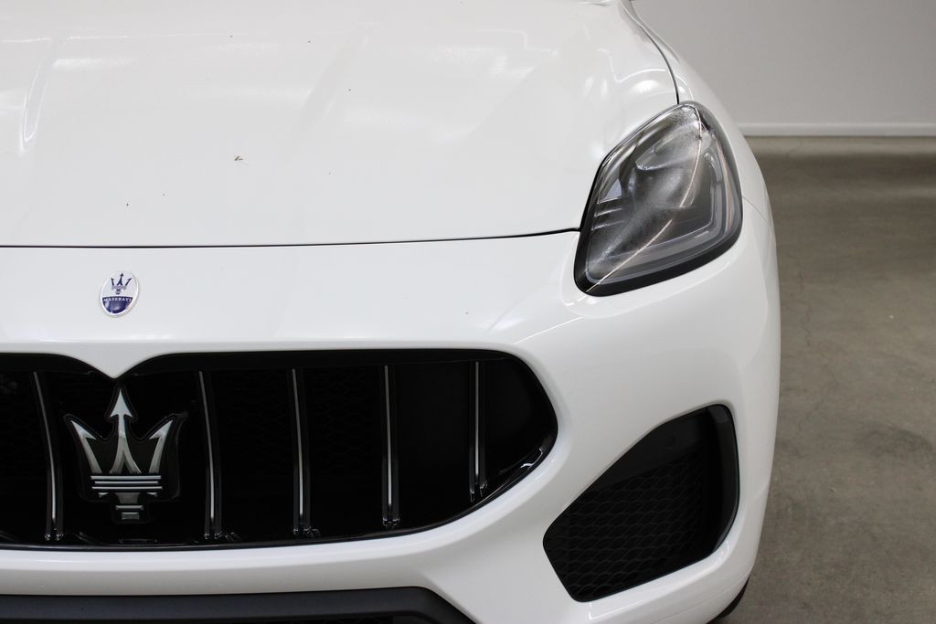 used 2024 Maserati Grecale car, priced at $38,997
