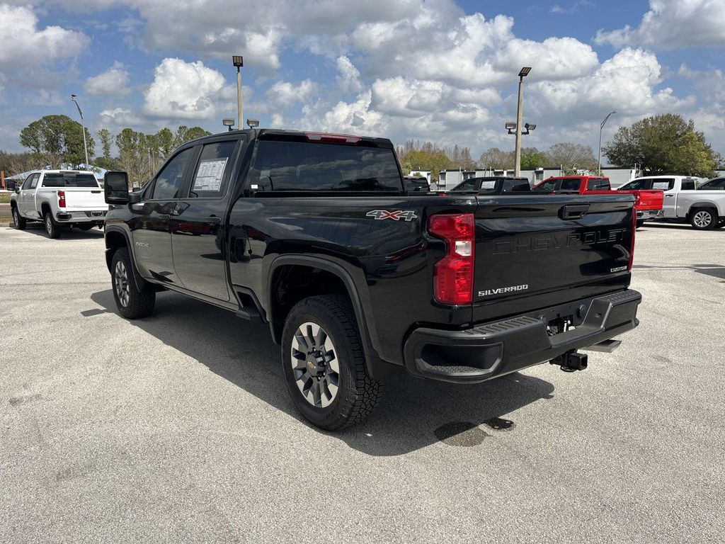 new 2025 Chevrolet Silverado 2500HD car, priced at $52,428