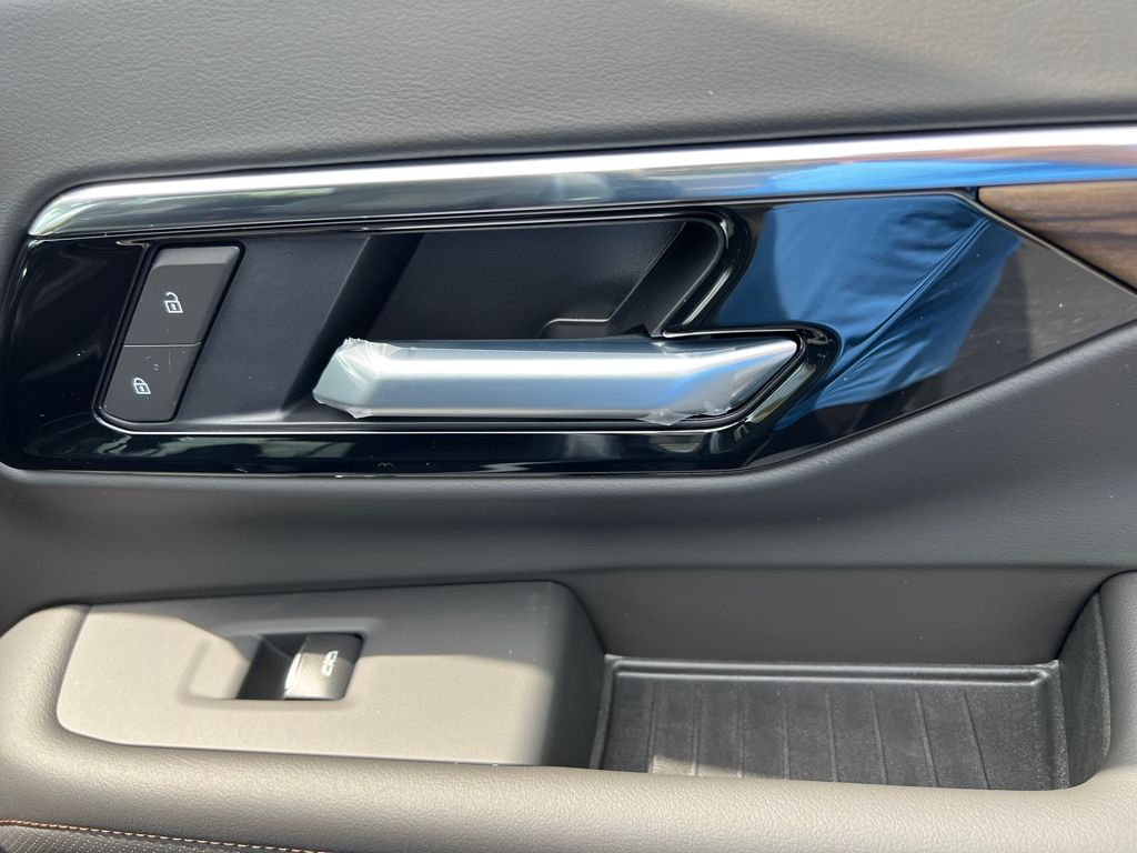 new 2025 Chevrolet Tahoe car, priced at $80,411