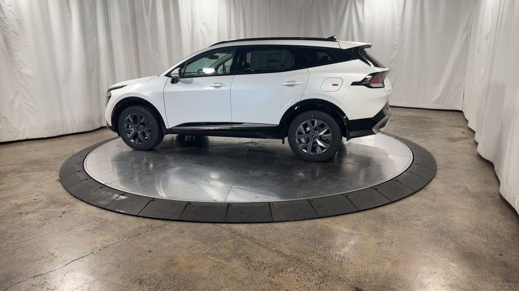 new 2025 Kia Sportage Hybrid car, priced at $38,986