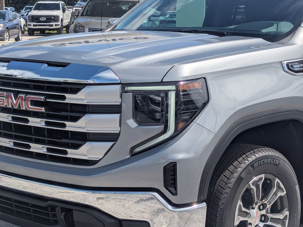 new 2026 GMC Sierra 1500 car, priced at $45,736