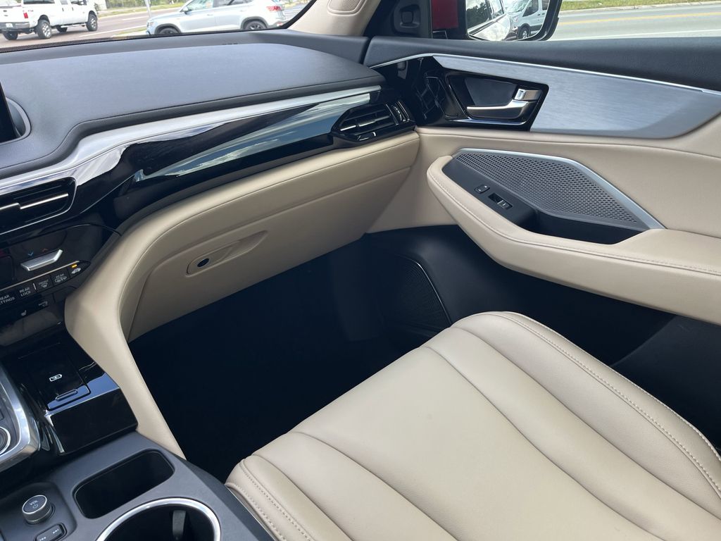 used 2024 Acura MDX car, priced at $40,994