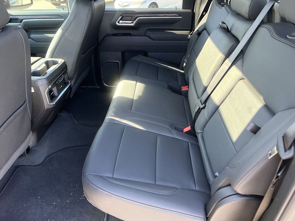 new 2025 GMC Sierra 2500HD car, priced at $80,865