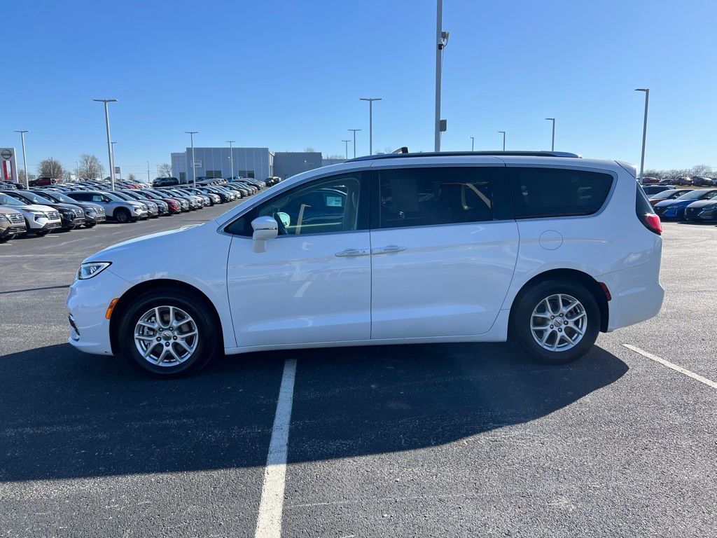 used 2021 Chrysler Pacifica car, priced at $21,000