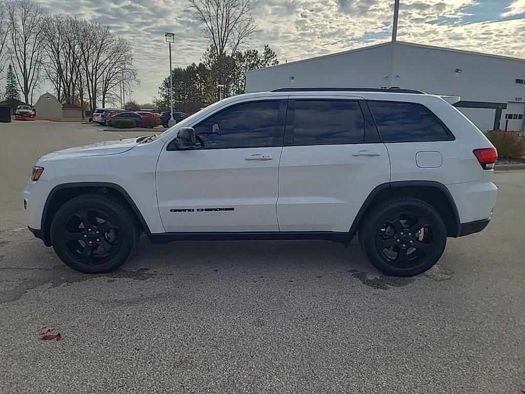 used 2019 Jeep Grand Cherokee car, priced at $23,427