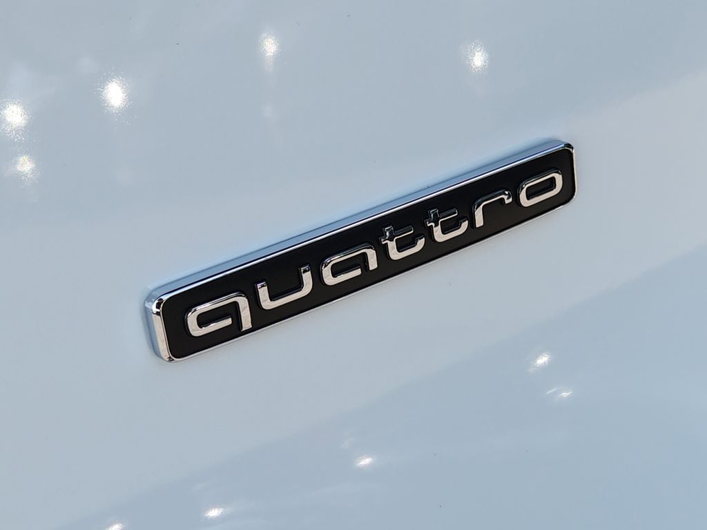 new 2025 Audi Q5 car, priced at $60,175