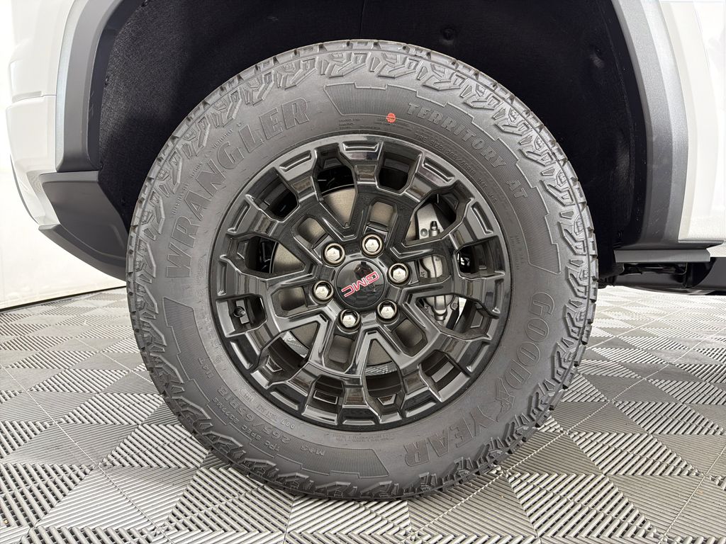 new 2026 GMC Canyon car, priced at $41,080