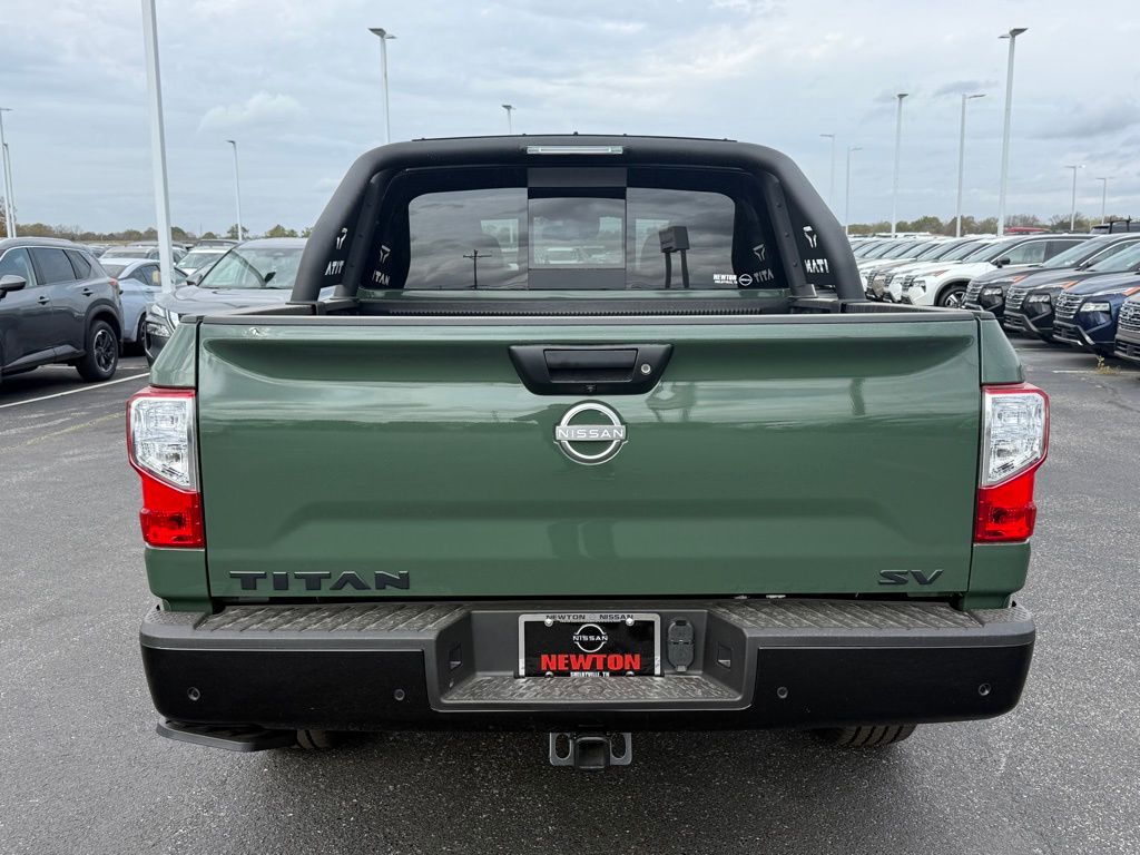 new 2024 Nissan Titan car, priced at $43,930