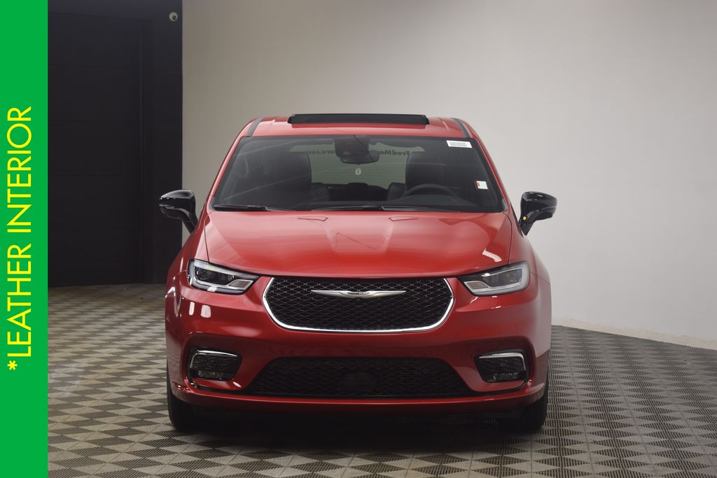 new 2026 Chrysler Pacifica car, priced at $45,425