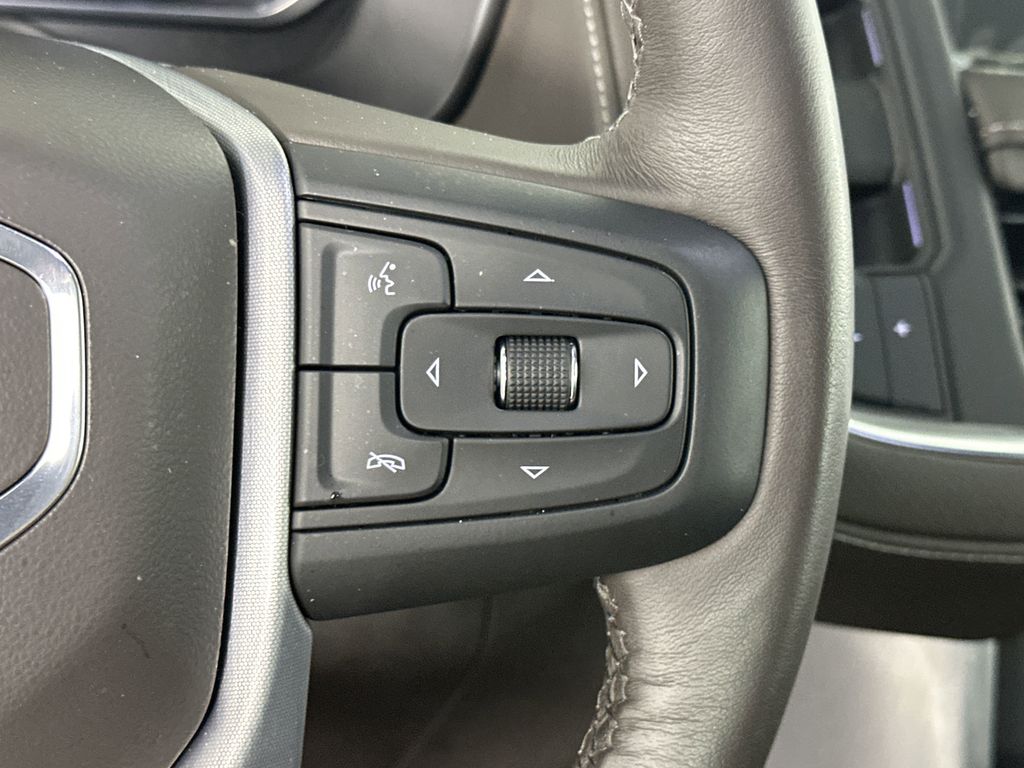 used 2023 GMC Yukon XL car, priced at $61,366