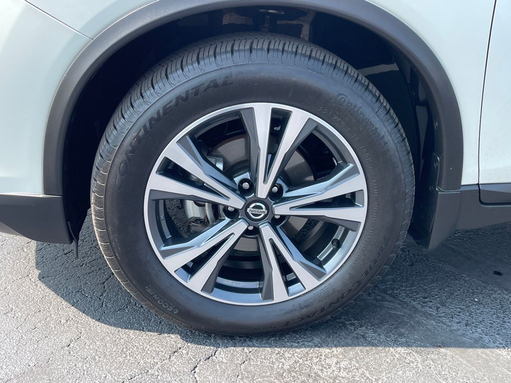 used 2018 Nissan Rogue car, priced at $19,500