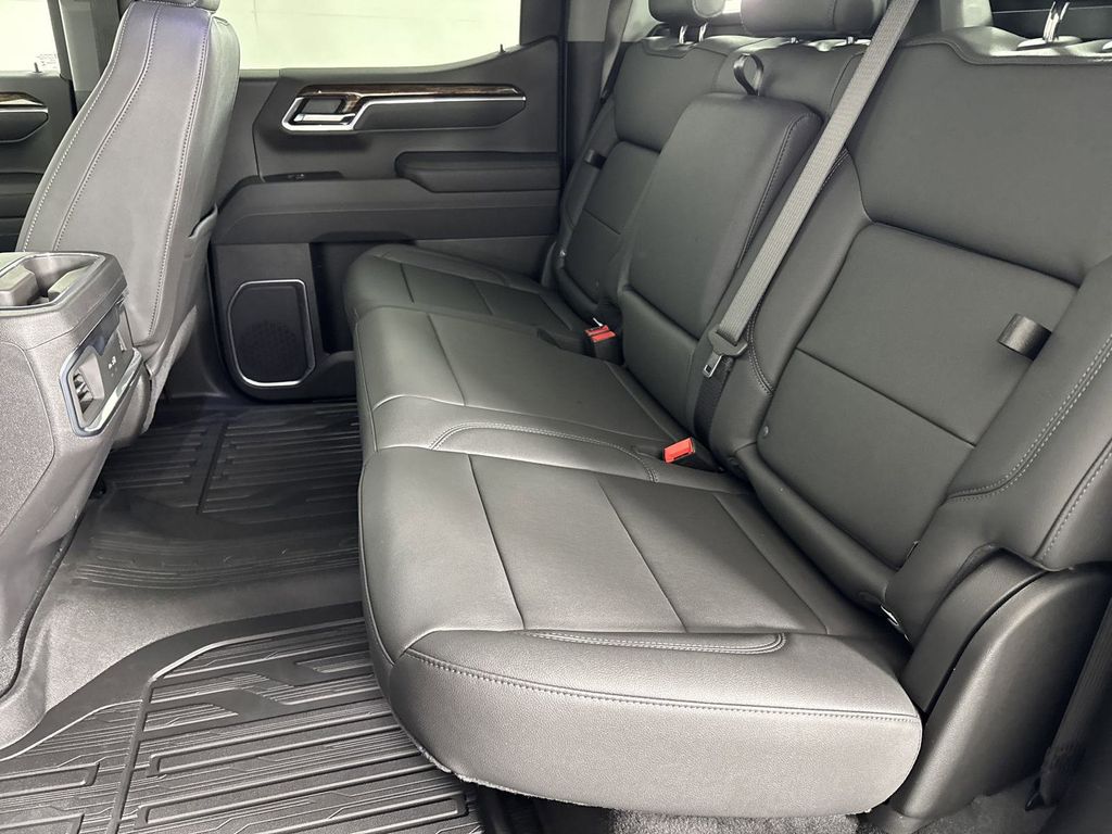 new 2025 GMC Sierra 1500 car, priced at $61,729