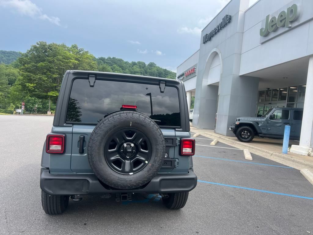 new 2025 Jeep Wrangler car, priced at $34,990