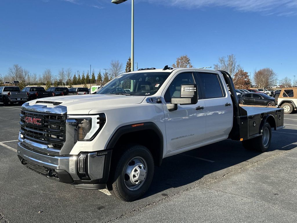 new 2025 GMC Sierra 3500HD car, priced at $55,968