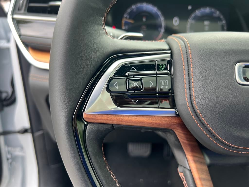 new 2025 Jeep Grand Cherokee L car, priced at $67,326