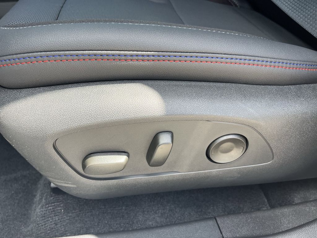 new 2025 Chevrolet Equinox EV car, priced at $41,480