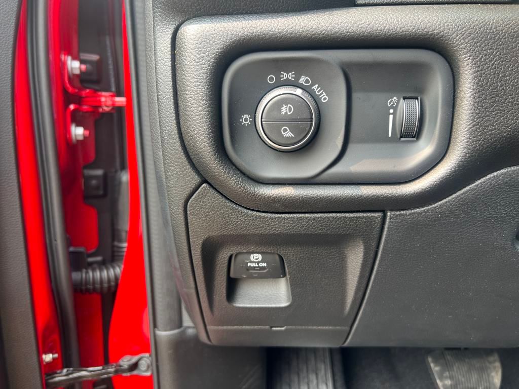 new 2025 Ram 1500 car, priced at $43,990