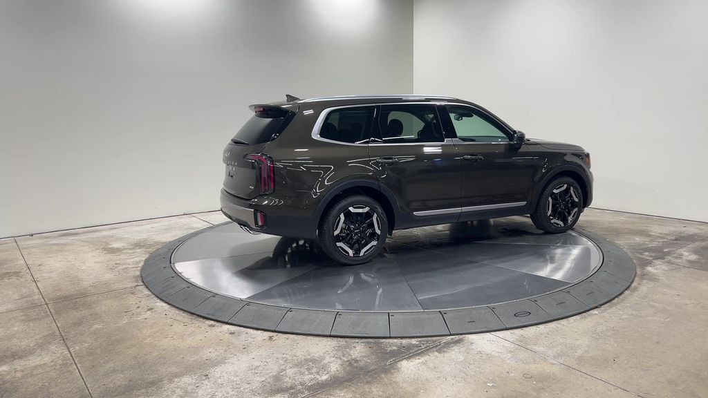 new 2025 Kia Telluride car, priced at $44,044