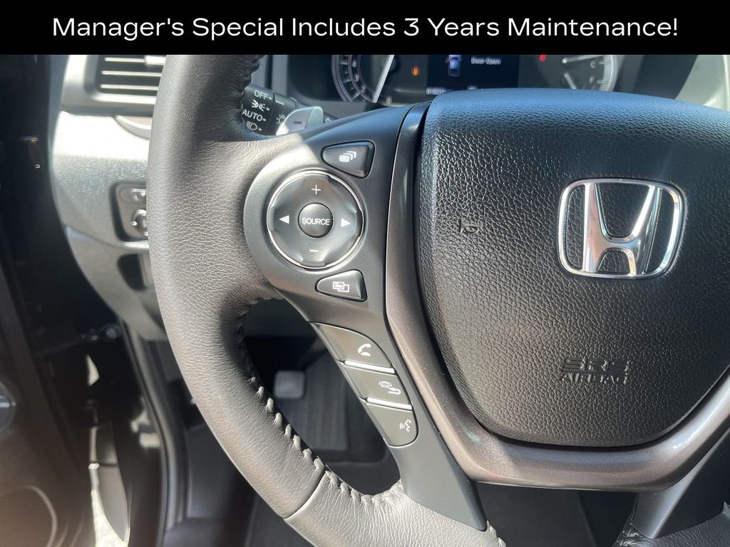 used 2023 Honda Ridgeline car, priced at $34,000