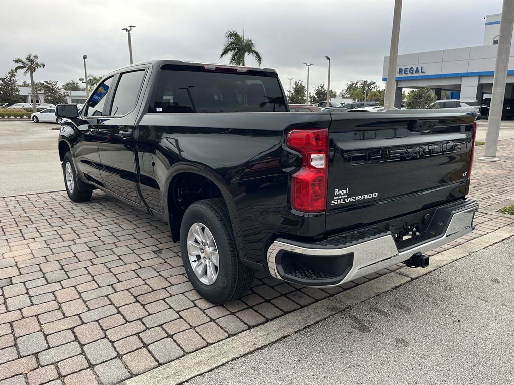 new 2025 Chevrolet Silverado 1500 car, priced at $49,192