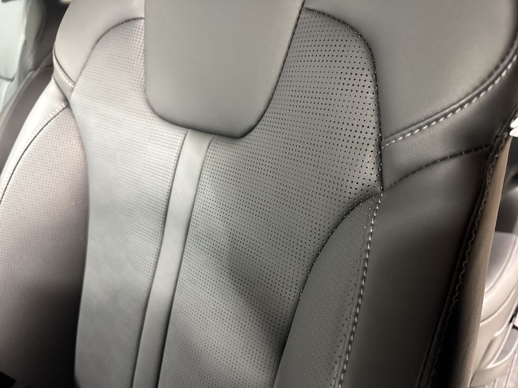 new 2025 Kia Sorento car, priced at $43,314