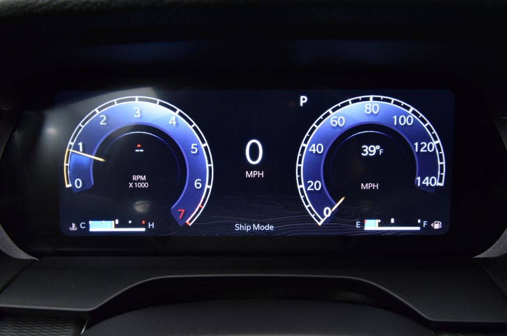 new 2025 Jeep Grand Cherokee car, priced at $40,288