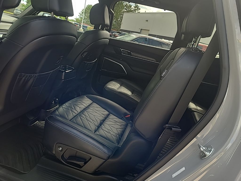 used 2024 Kia Telluride car, priced at $43,986