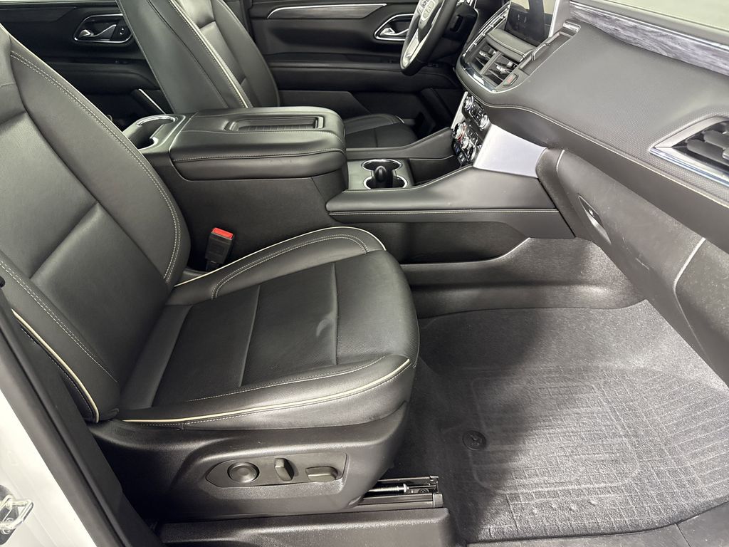 used 2023 GMC Yukon XL car, priced at $55,697