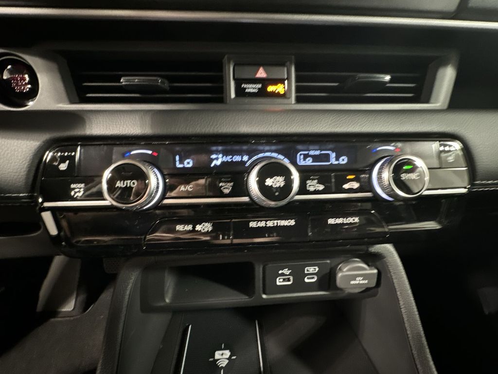 new 2025 Honda Pilot car, priced at $47,050