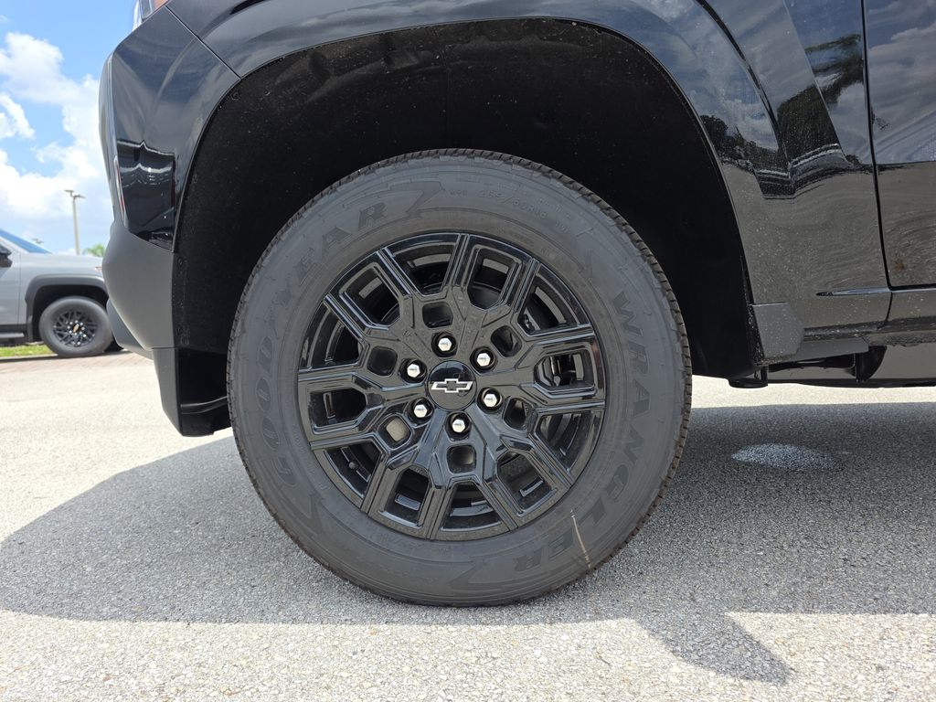 new 2025 Chevrolet Colorado car, priced at $32,837