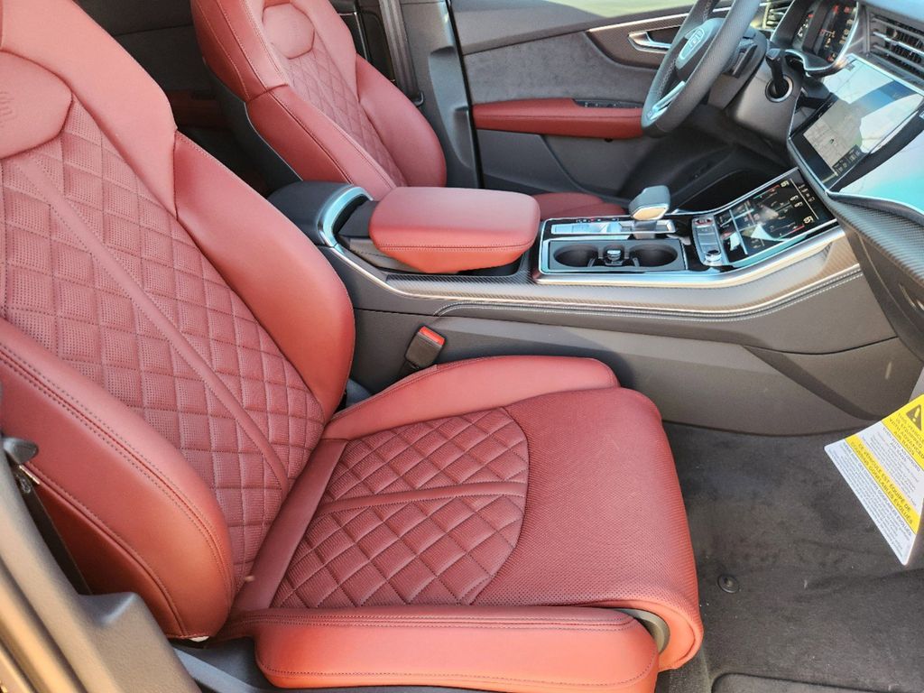 new 2025 Audi SQ7 car, priced at $98,995