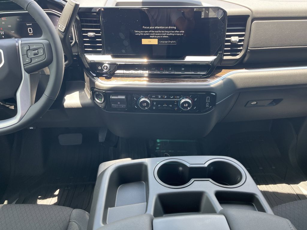 new 2025 GMC Sierra 1500 car, priced at $57,495