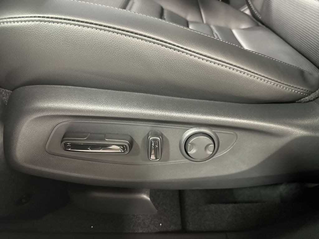 new 2025 Honda CR-V car, priced at $38,350