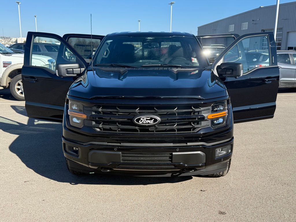 new 2024 Ford F-150 car, priced at $52,913