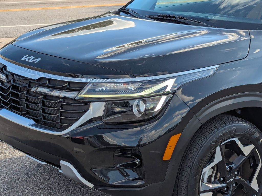 used 2024 Kia Seltos car, priced at $23,991