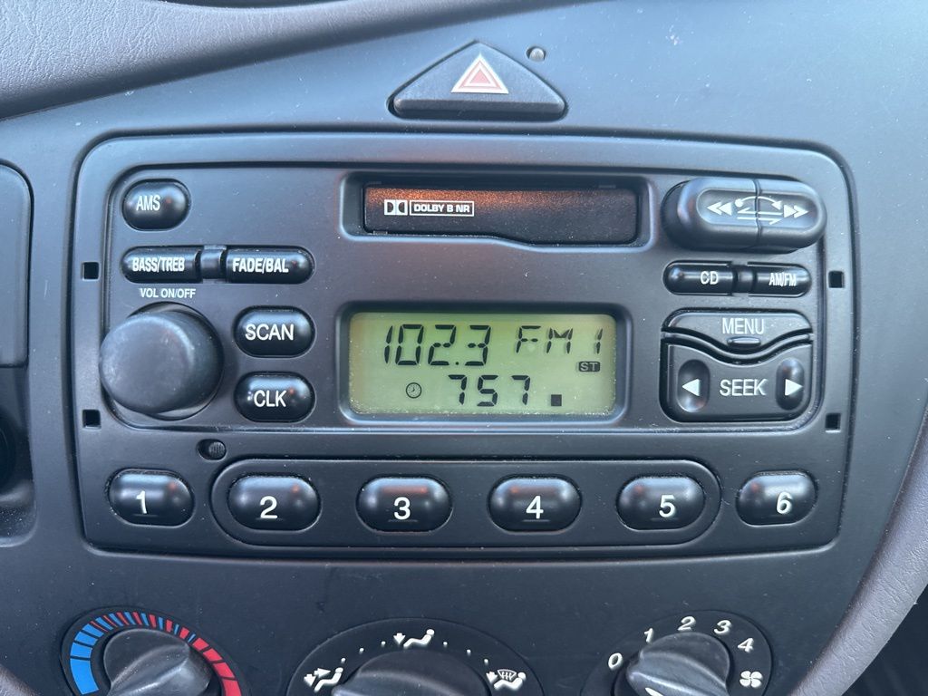 used 2003 Ford Focus car, priced at $5,900