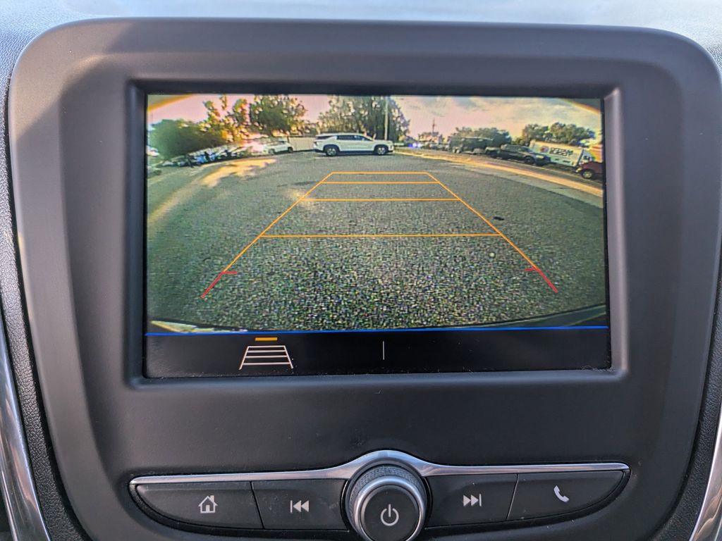 used 2020 Chevrolet Equinox car, priced at $15,592