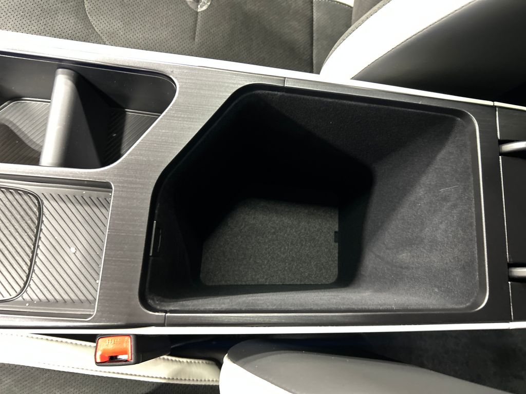 new 2025 Kia EV6 car, priced at $58,170