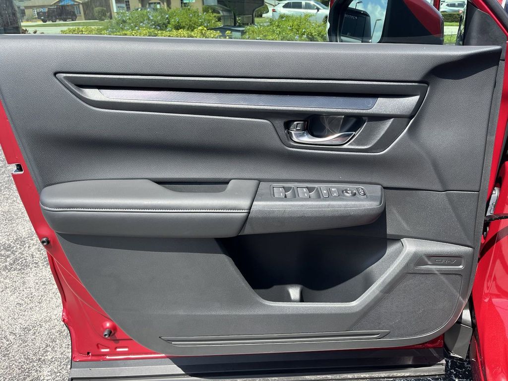 new 2025 Honda CR-V car, priced at $32,112