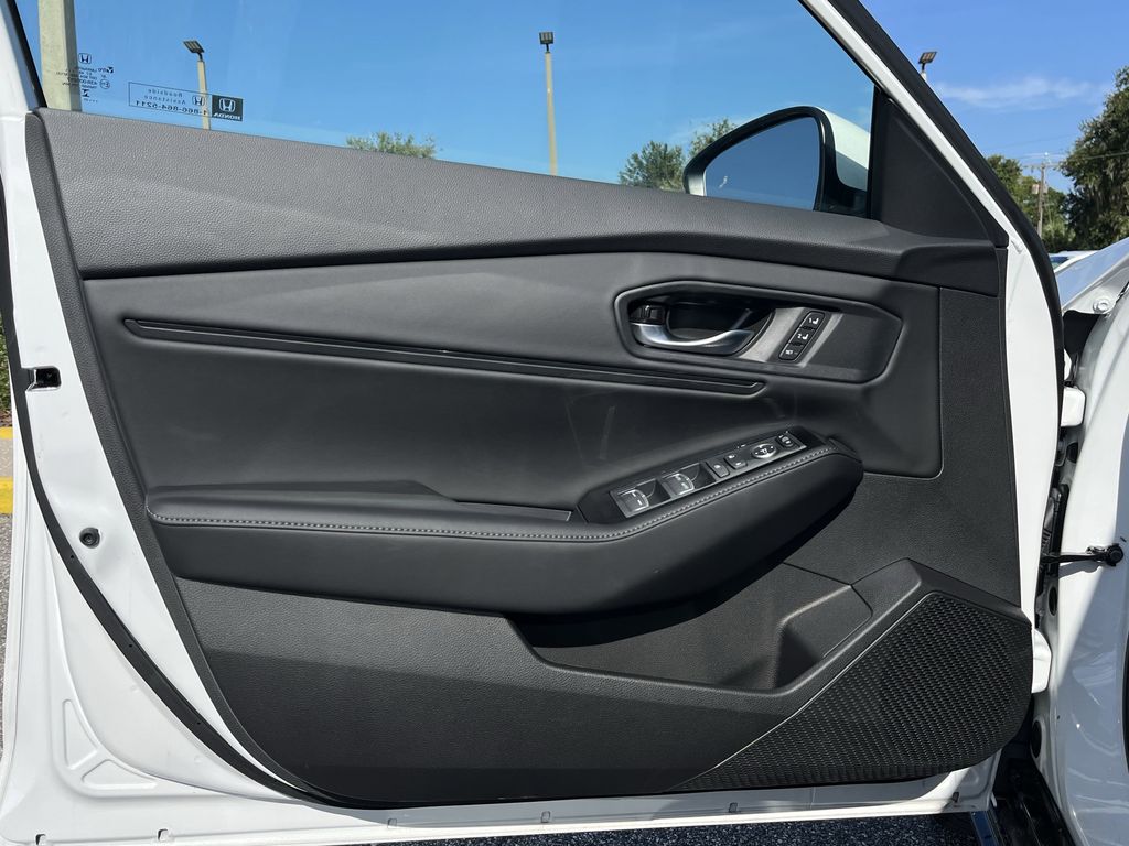 new 2025 Honda Accord Hybrid car, priced at $39,269
