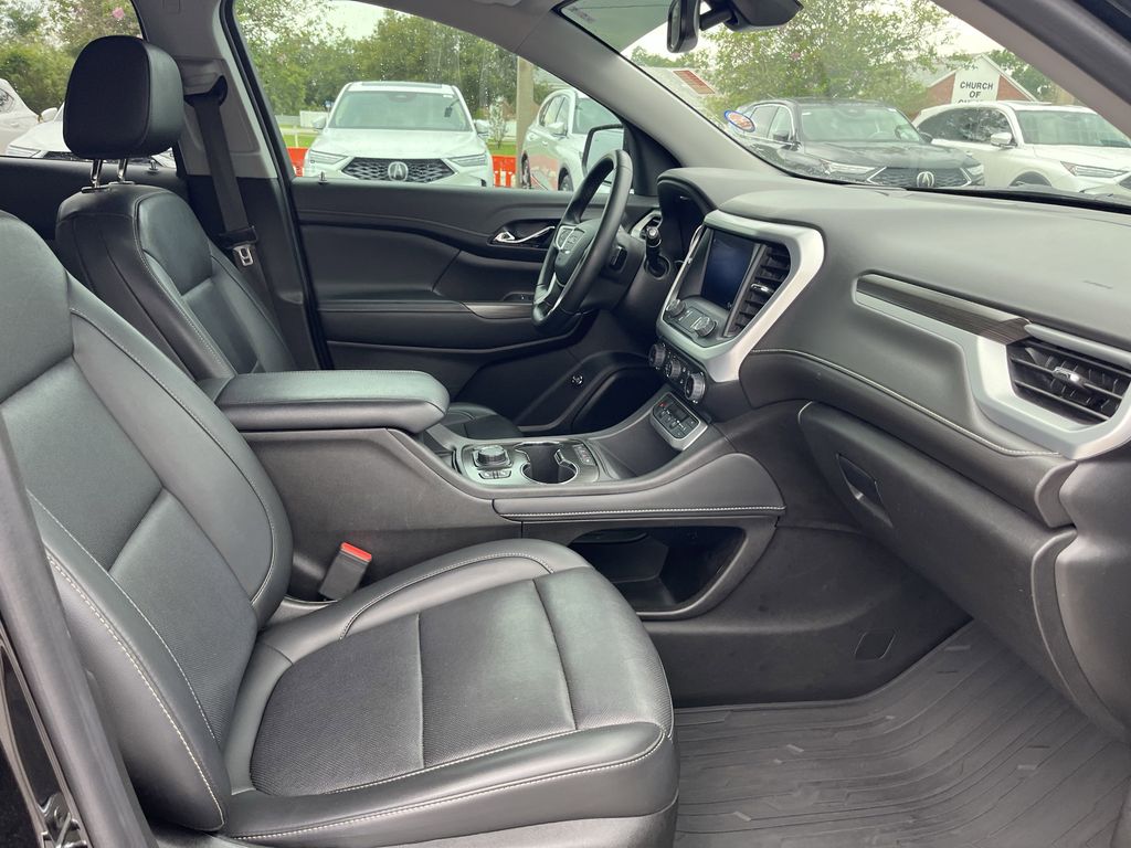 used 2023 GMC Acadia car, priced at $26,892
