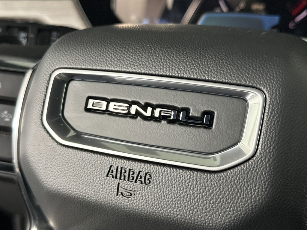 new 2025 GMC Acadia car, priced at $61,009