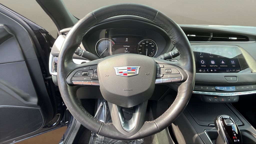 used 2023 Cadillac XT4 car, priced at $28,400
