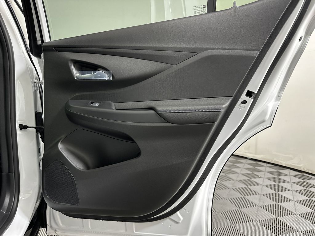 new 2025 Buick Envista car, priced at $29,075