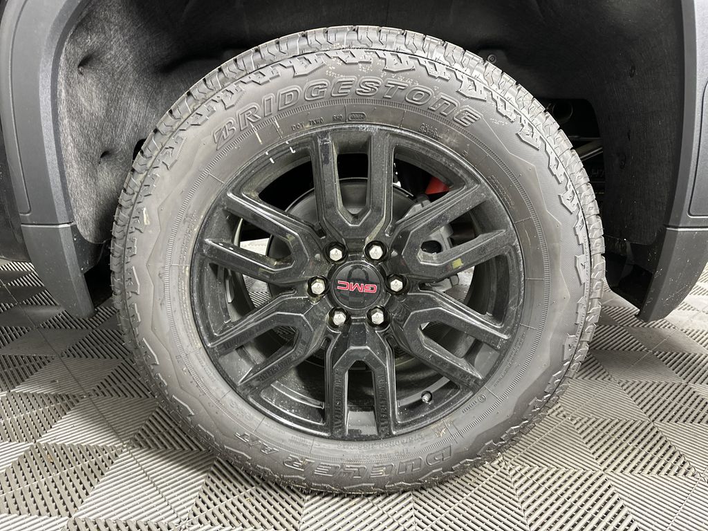 new 2025 GMC Sierra 1500 car, priced at $62,224