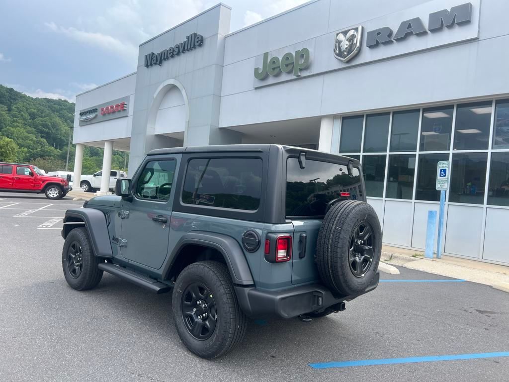 new 2025 Jeep Wrangler car, priced at $34,990