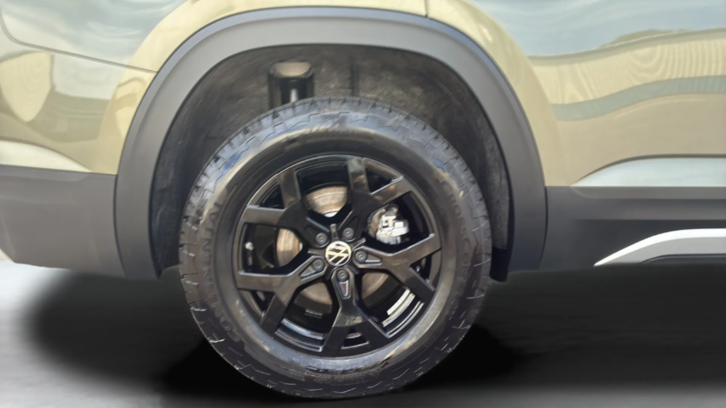 used 2024 Volkswagen Atlas car, priced at $39,200