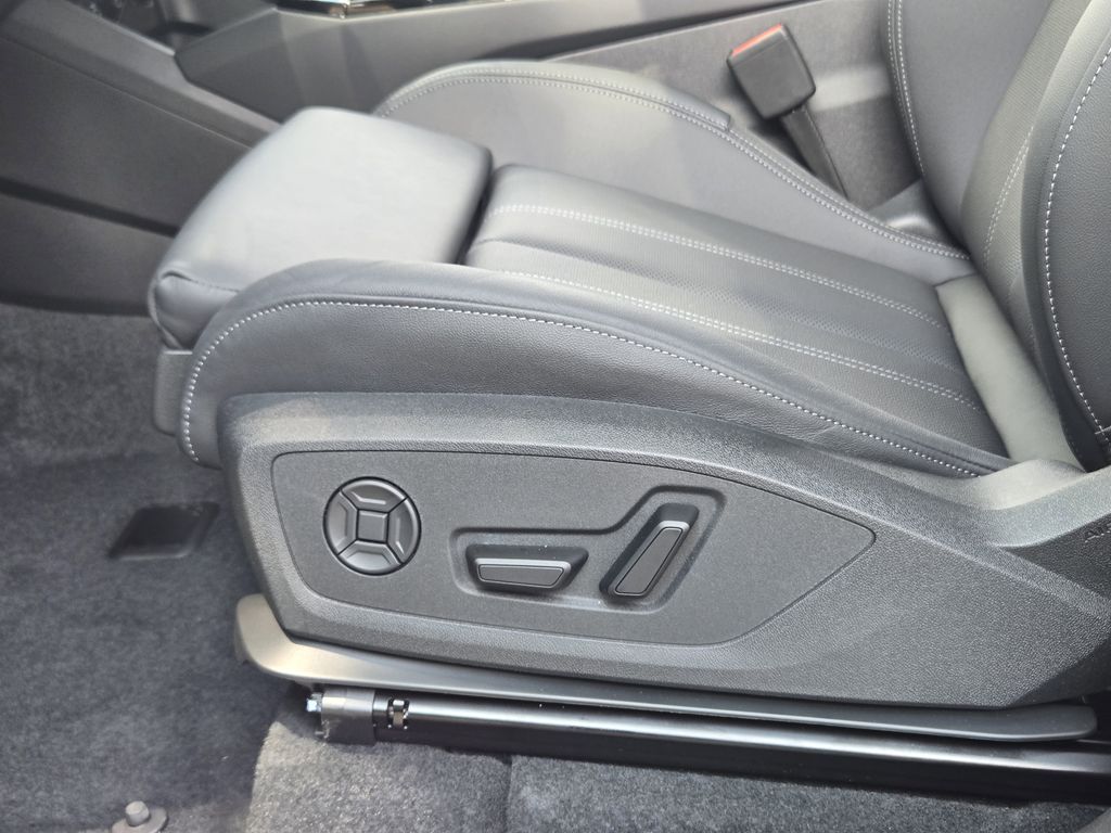 new 2025 Audi Q6 e-tron car, priced at $77,750