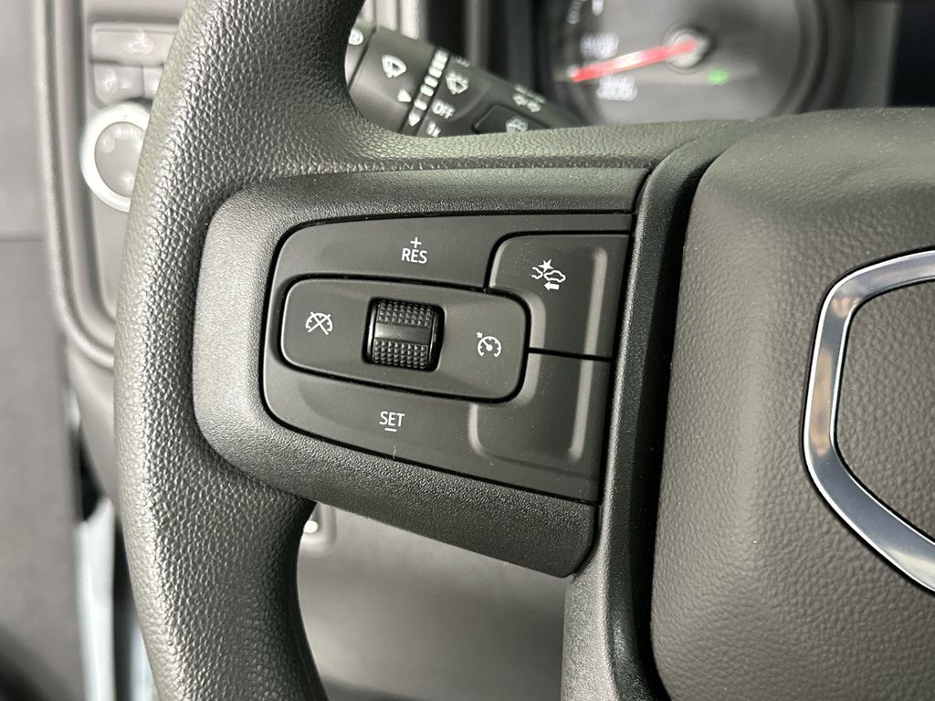 new 2025 GMC Sierra 1500 car, priced at $33,145