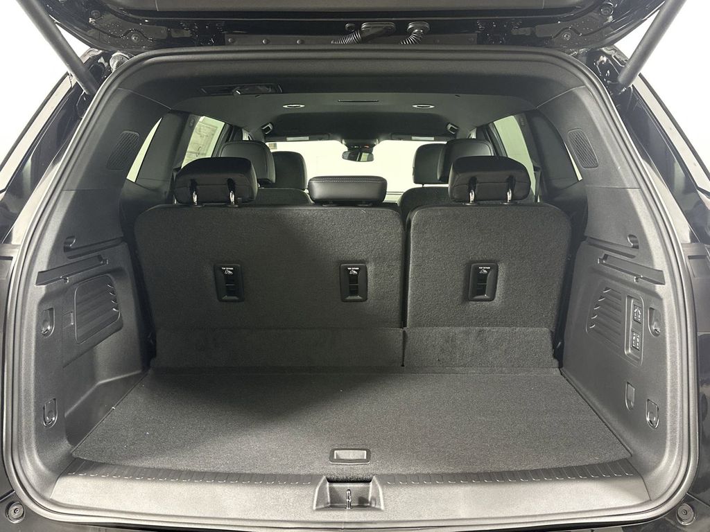 new 2025 Buick Enclave car, priced at $46,530
